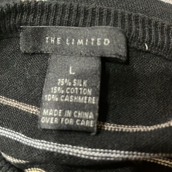 The Limited black/gray/cream stripe vest, size L, perfect condition. - Picture 5 of 6